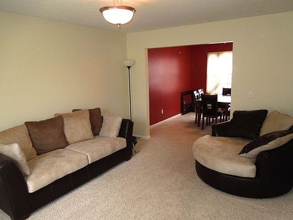 5th image of 4104 W Carrousel Ln