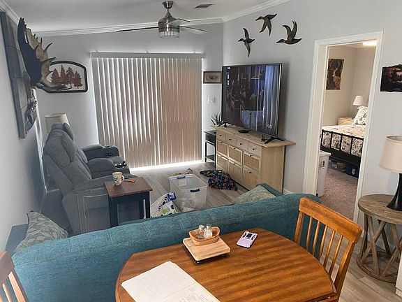 3rd image of 40B Dale Dr