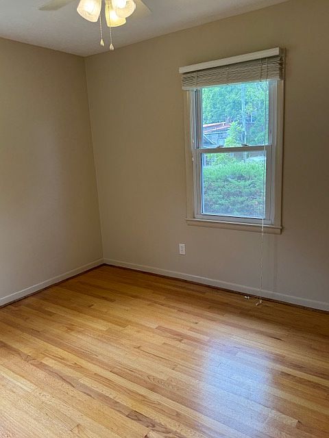 Master bedroom fan/light .south facing window