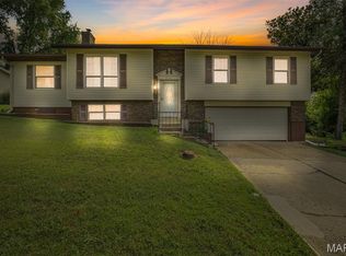 2110 Devonshire Dr, Imperial, MO 63052