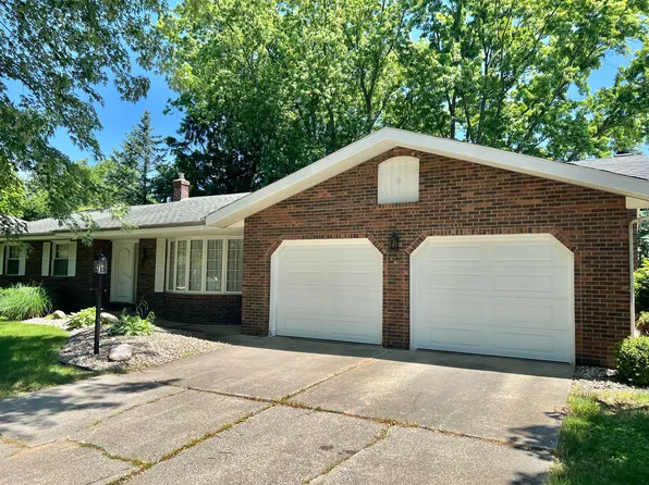 4351 Hart Dr, Saint Joseph, MI 49085