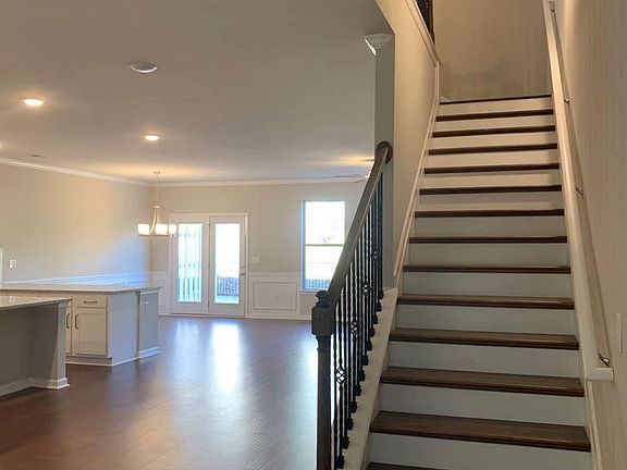 4th image of 2433 Shetley Creek Dr #1