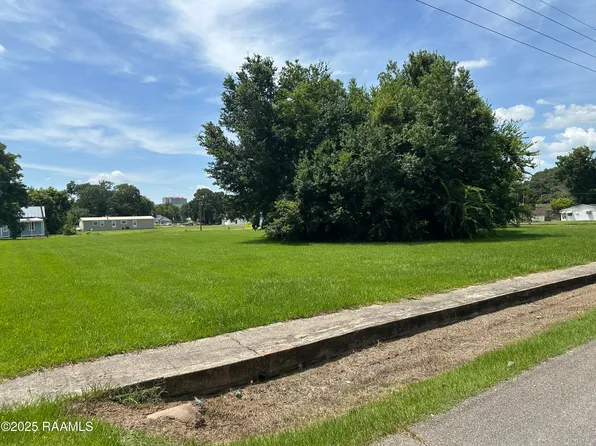 S Young St, Abbeville, LA 70510