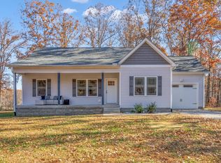 371 McElhiney Rd, Dickson, TN 37055