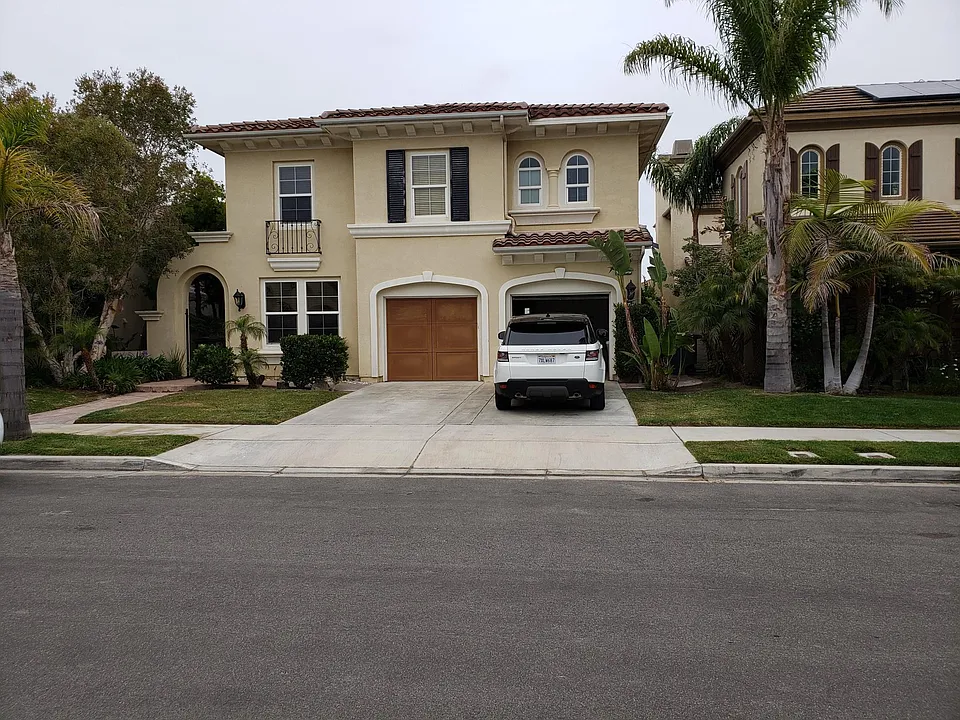 1533 Twin Tides Pl
