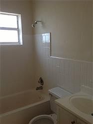 3rd image of 417 NW 7th Ter APT 4