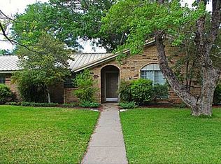 3813 Carter Creek Pkwy, Bryan, TX 77802