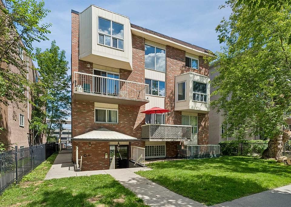 1st image of 1824 S 11th Ave SW #202