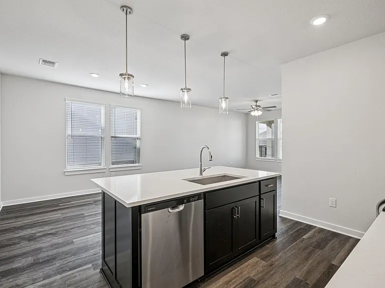 2337 Moon Tower Trl — Photo 16