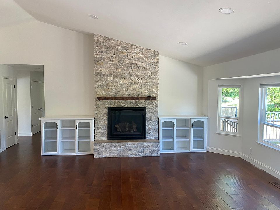 1st image of 12169 Lake Wildwood Dr