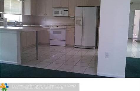 2nd image of 835 NW 165th Ave