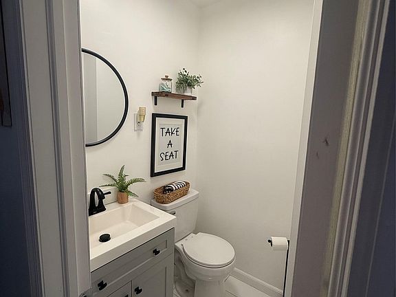 5th image of 2171 Arthur Avenue