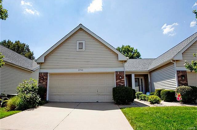 1st image of 3790 Southern Manor Dr