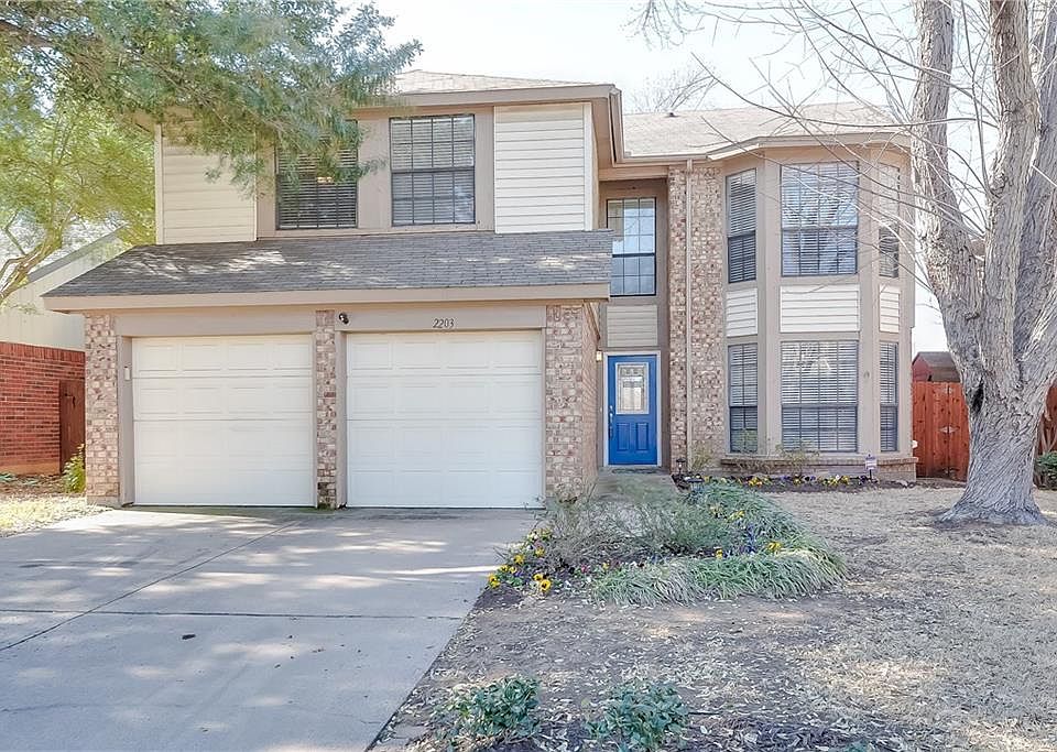 1st image of 2203 Thistlewood Ct