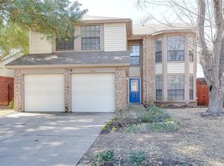 2203 Thistlewood Ct, Grapevine, TX 76051