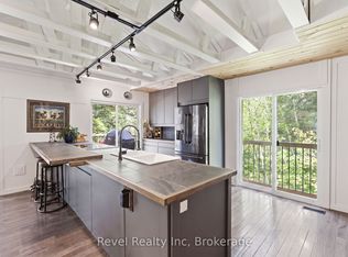 22 Camp Rd, McKellar, ON P2A 0B4