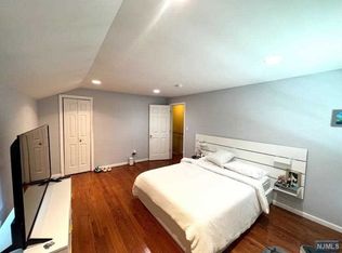 116 N 17th St #1, East Orange, NJ