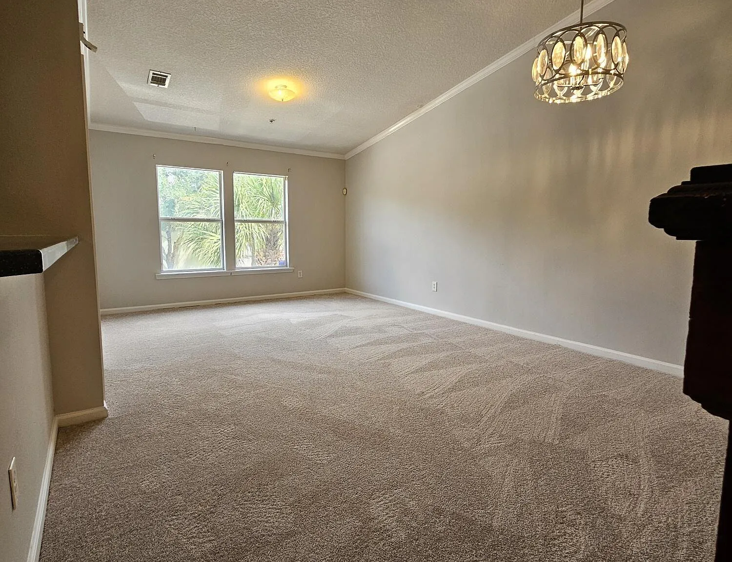 2 bed, 2.0 bath, 1079 sqft, $1,425 — Photo 3