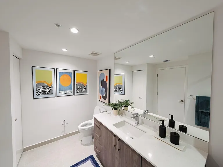 450 SW 5th St #608 — Photo 18