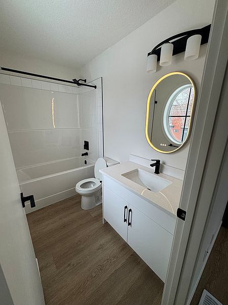 Edmonton Apartment for rent - 3 Bedrooms — photo 3