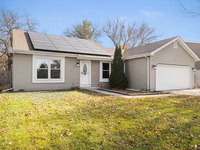 310 N Huntington Dr, McHenry, IL, 60050