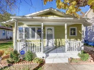 813 W Grove St, Bloomington, IL