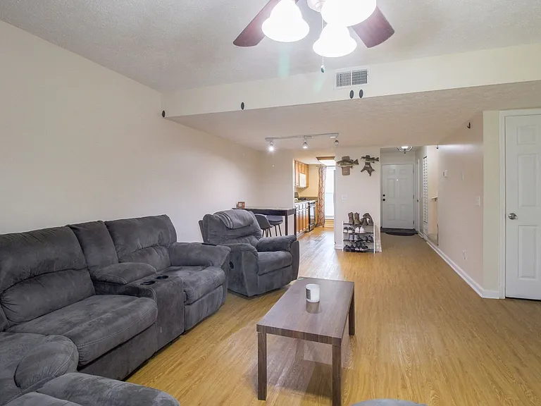 34 Knollwood Cir — Photo 5