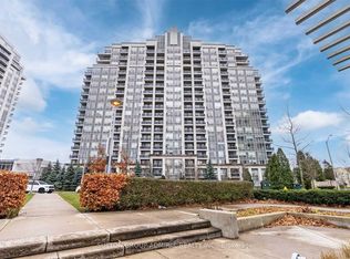 15 N Park Rd #704, Vaughan, ON L4J0A1
