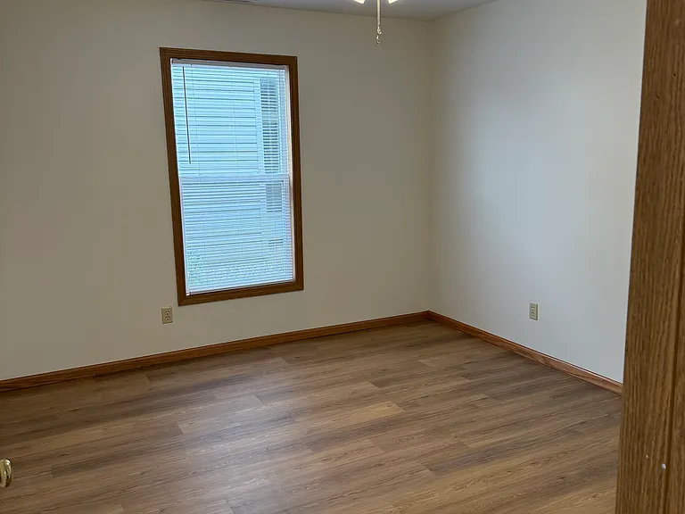 152 Westhaven Dr — Photo 7
