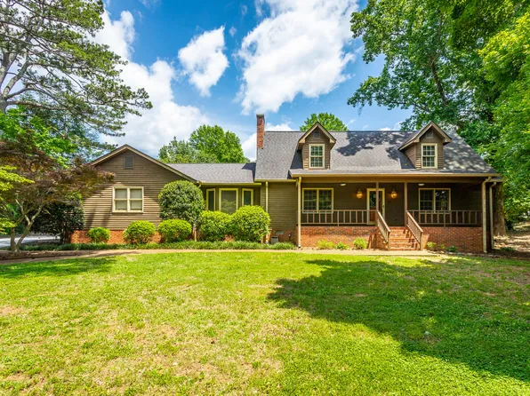 2101 Elmar Dr, Chattanooga, TN 37421