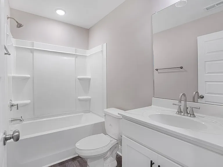 Highland Oaks — Photo 18