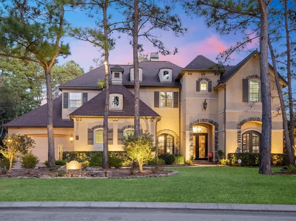 7 S Knightsgate Circle, The Woodlands, TX 77382