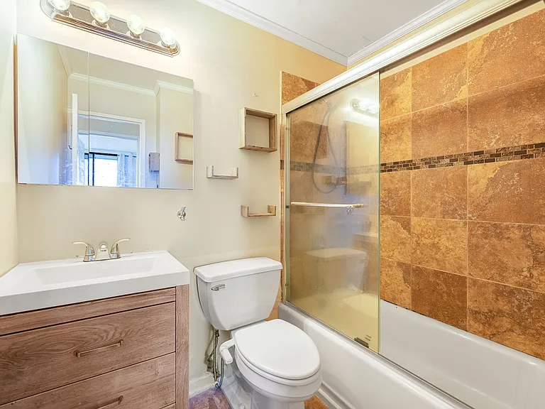 250 Gorge Rd #29E — Photo 16