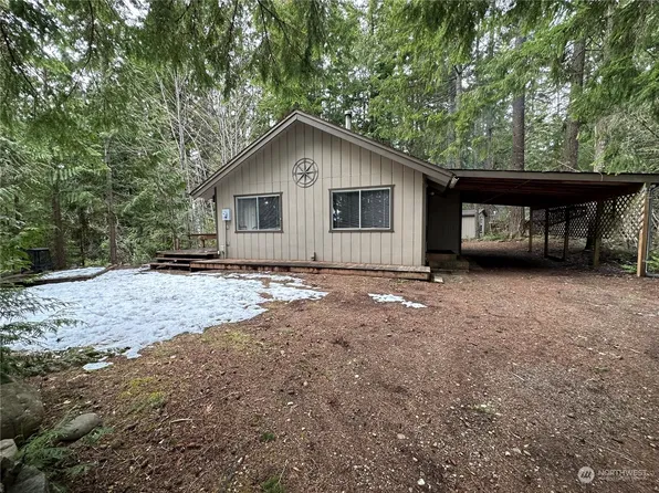 230 N Wynoochee Drive, Hoodsport, WA 98548