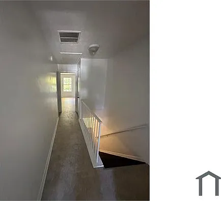 437 Saint Ives Sq — Photo 8