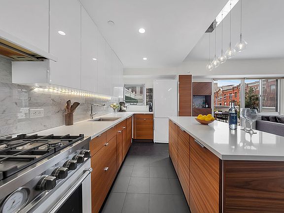 3rd image of 300 W 145th St APT 2D