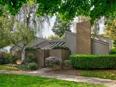 609 Elmhurst Cir, Sacramento, CA, 95825