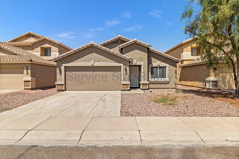 4 bed, 2.0 bath, 1730 sqft, $1,845 — Photo 2