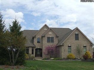 1461 Summerwood Dr, Broadview Heights, OH 44147