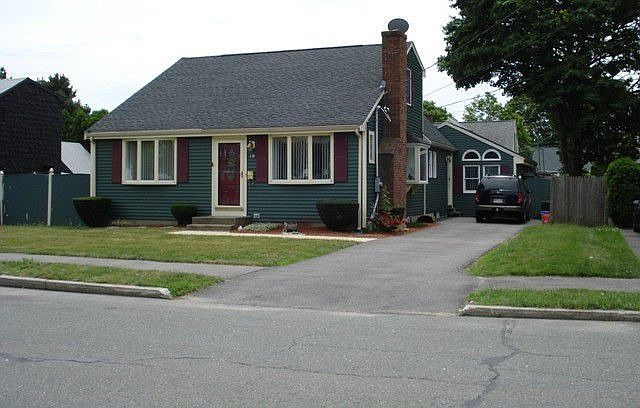 1st image of 19 Saint Anns Ave