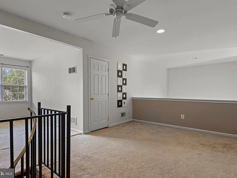 312 Riverbirch Cir #802 — Photo 31
