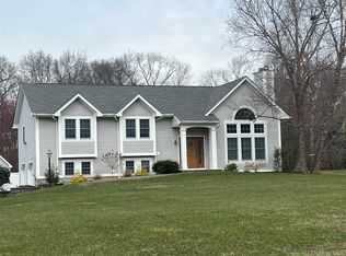 30 Huckleberry Lane, Hopewell Junction, NY 12533