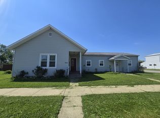 505 Carlton St, Mishawaka, IN 46544