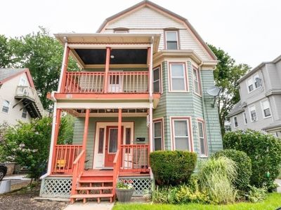 92 Ruthven St, Boston, MA, 02121