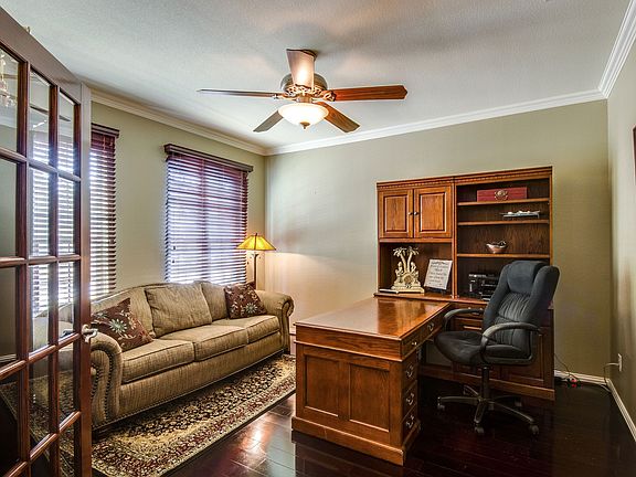 5th image of 8753 Cherry Lee Ln