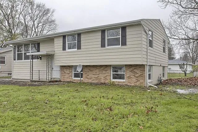 1218 Joanne Ln photo 1