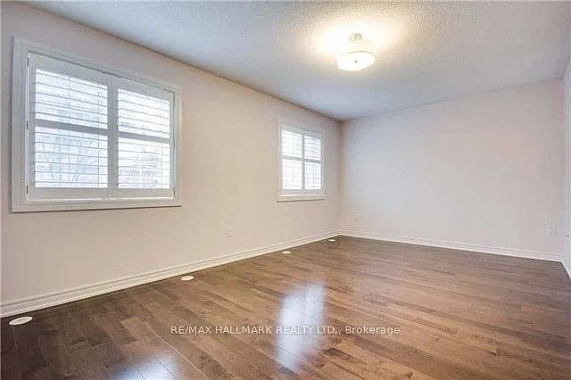 24 Glendora Ave — Photo 9