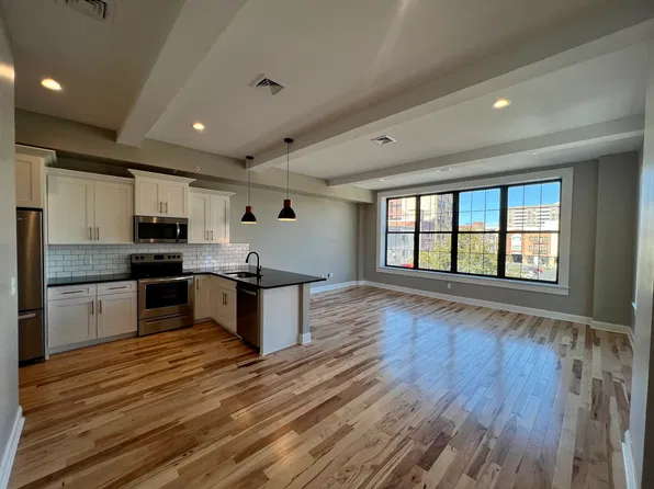116 S Main St #404, Wilkes Barre, PA 18701