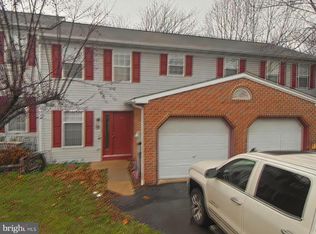 388 Crosswinds Dr, Lititz, PA 17543