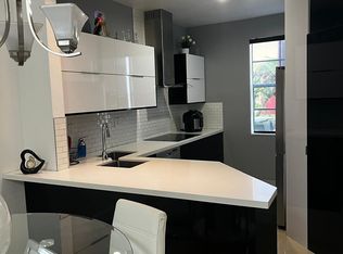 30 SE 6th Rd, Homestead, FL 33030